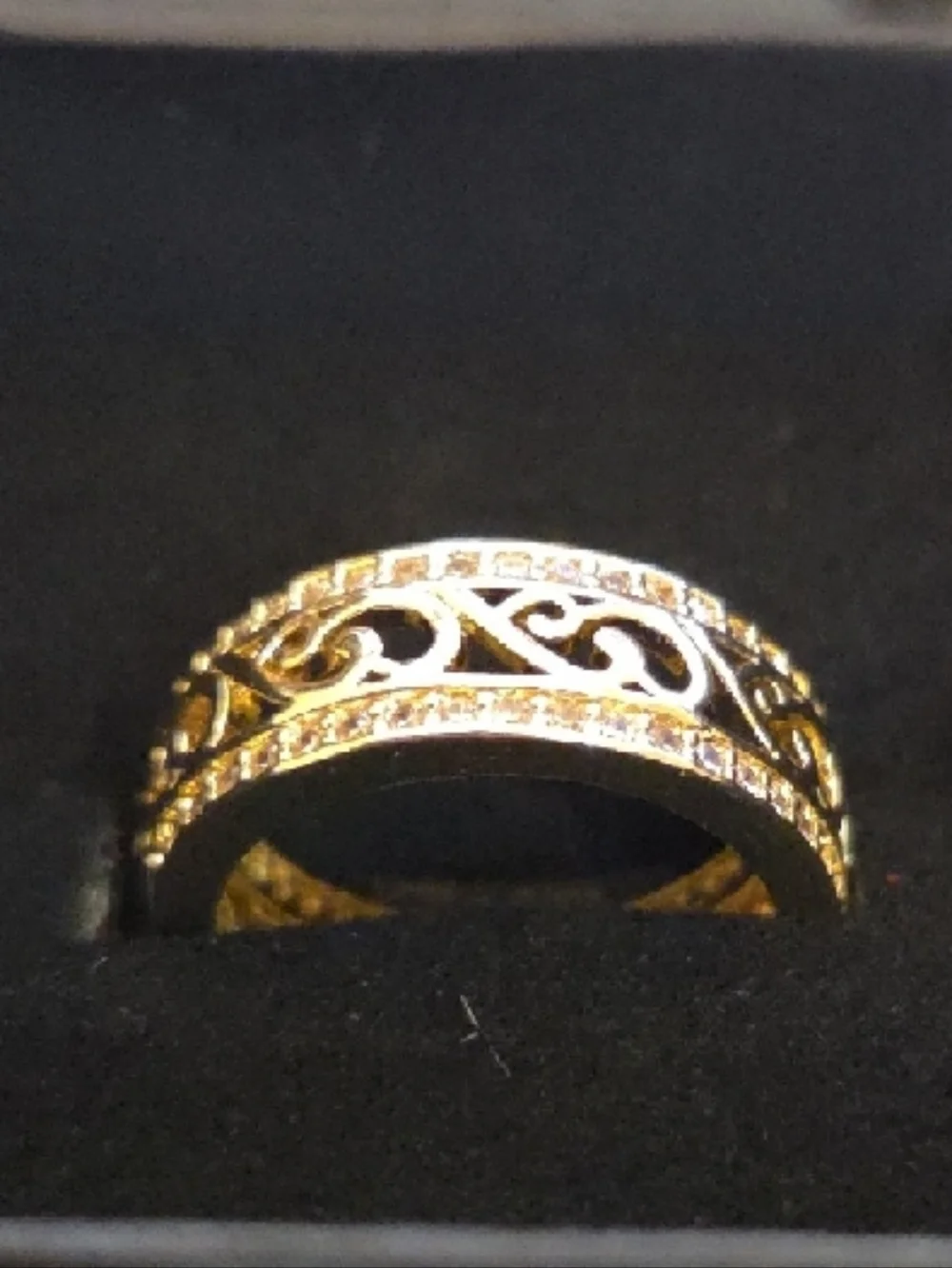 Gold Filigree Scroll Ring with Pavé Crystals - Women's Gold Band Size 6 NIB